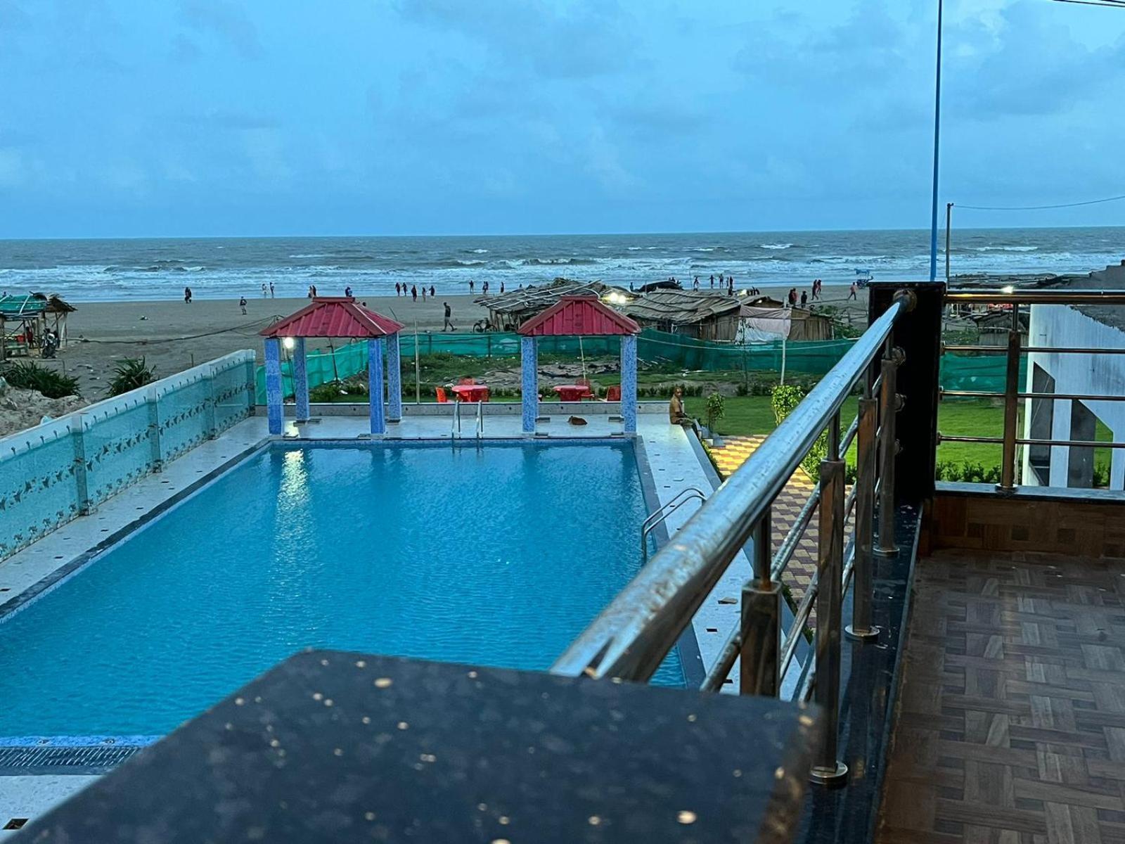 Sea Queen Beach Resort On Beach !! Couple Friendly Family Resort !! Mandarmani Exterior photo